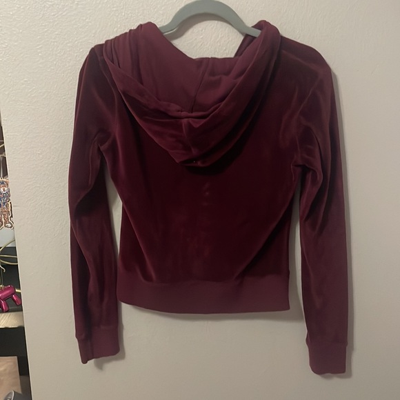 red velvet jogging suit - Picture 4 of 6